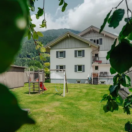 Berghof Rodund アパート